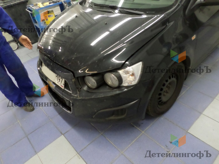 Бампер и капот на Chevrolet Aveo